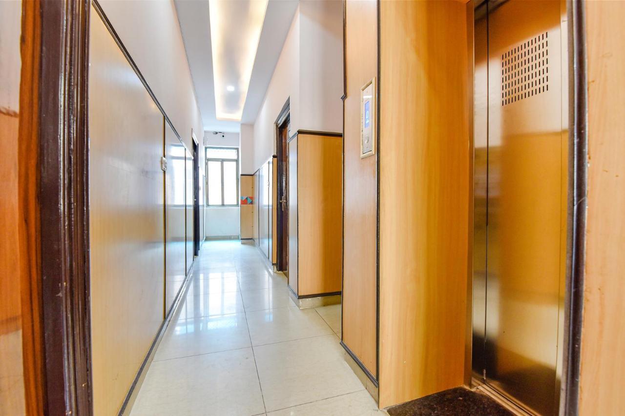 Hotel Fabhotel Suryamani