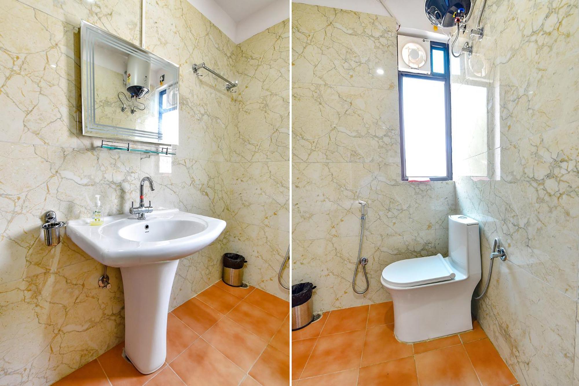 Hotel Fabhotel Suryamani 3*