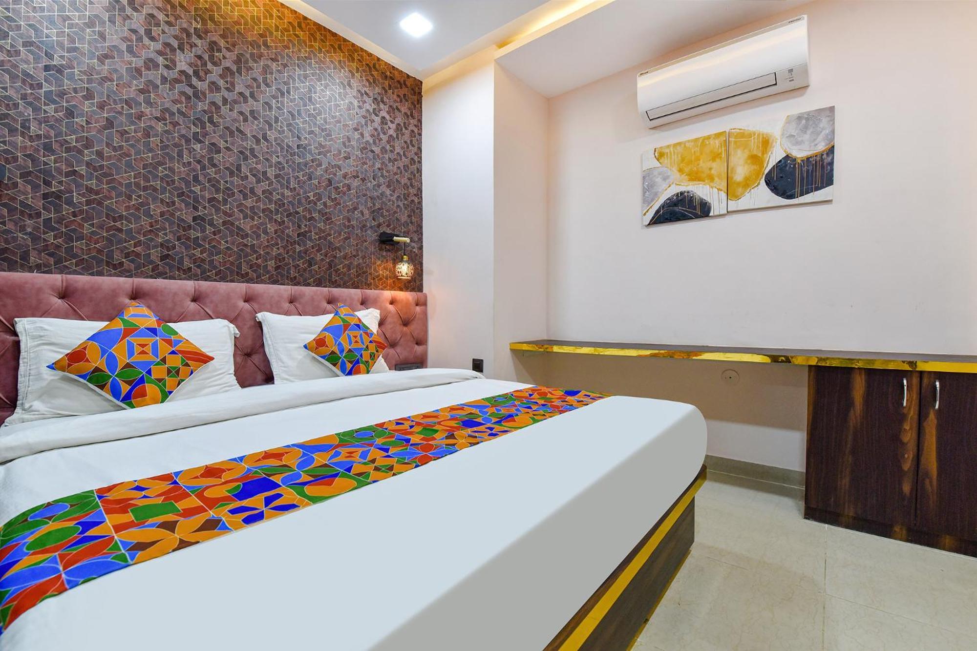 Hotel Fabhotel Suryamani Jaipur