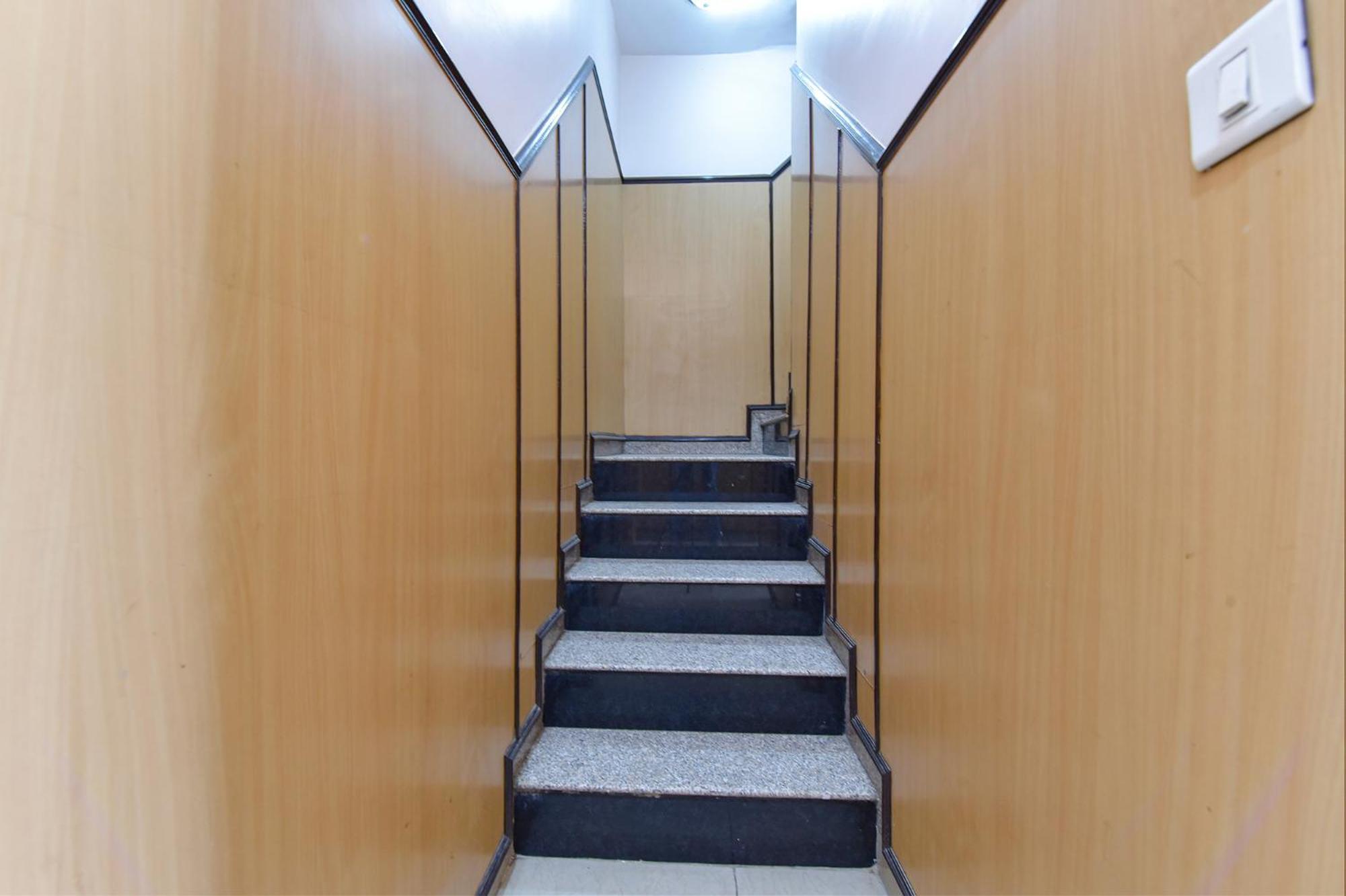 Fabhotel Suryamani