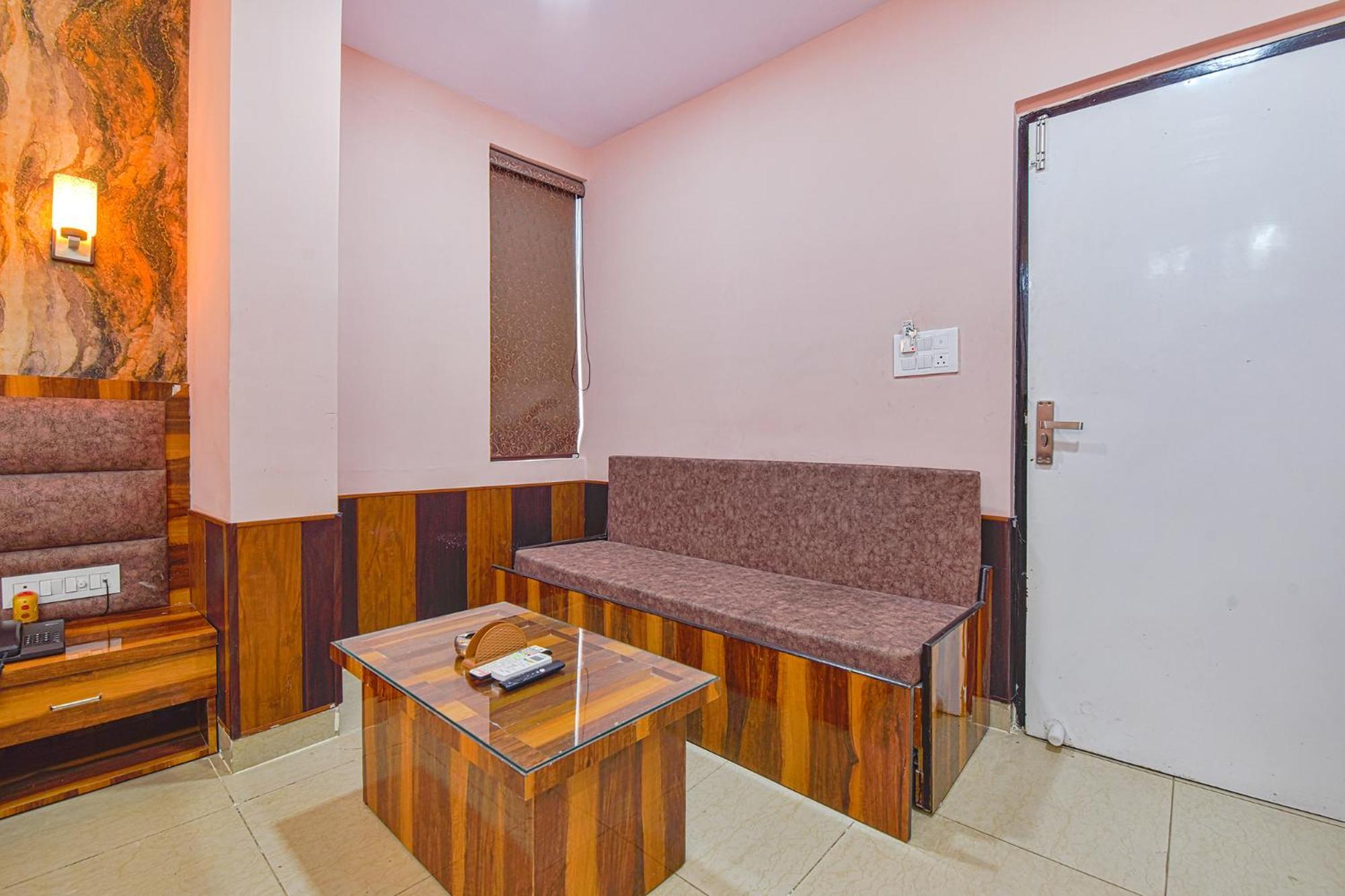 Hotel Fabhotel Suryamani 3*